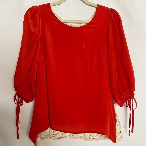 Anthropologie Silk Stitch & Knot Mixed Media Floral Crochet Back Button Blouse - Picture 1 of 10